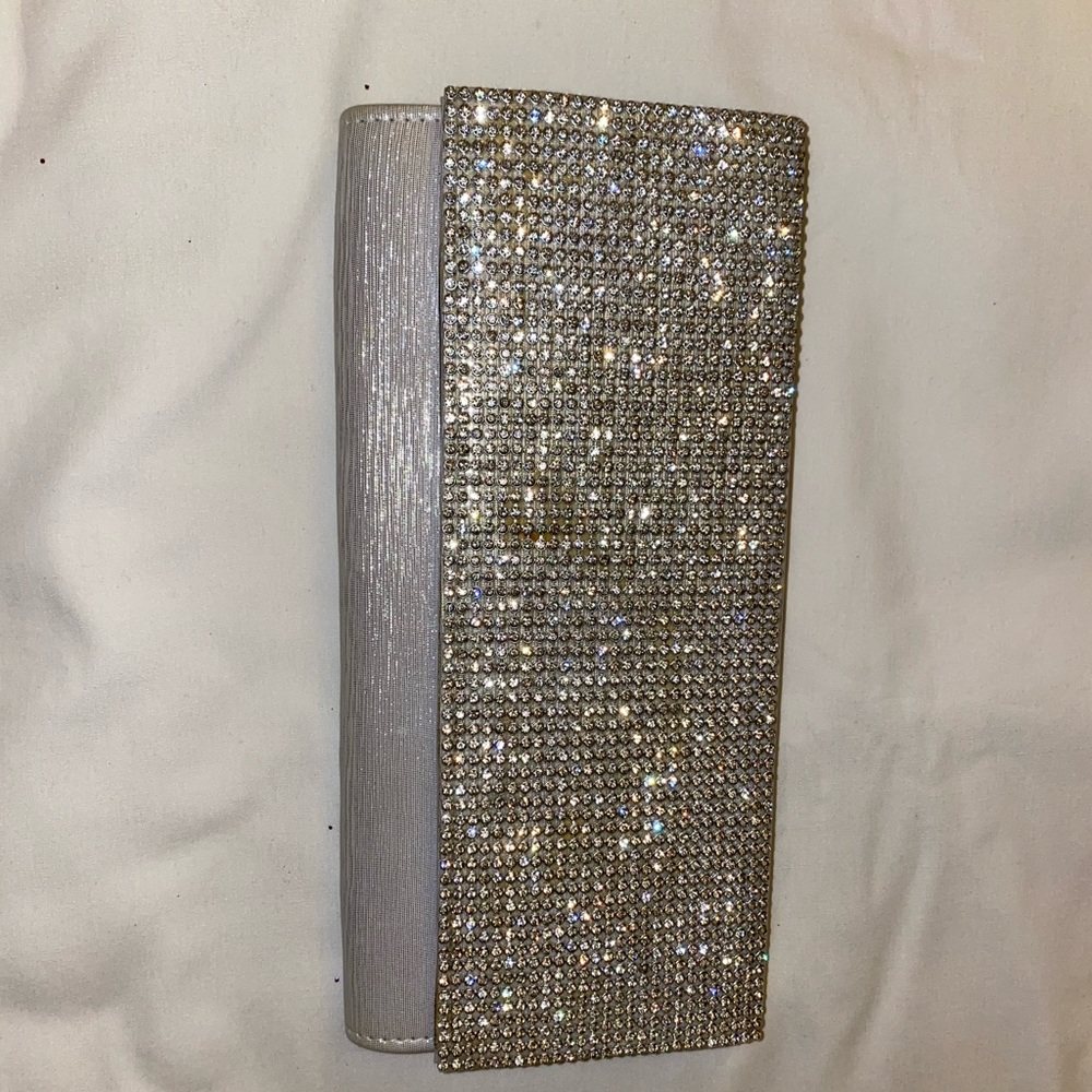 Silver clutch